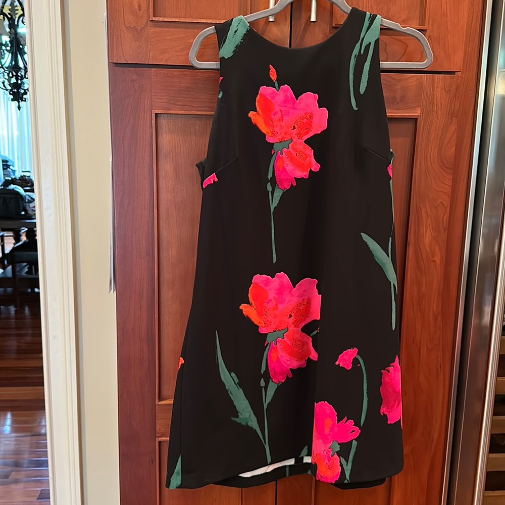 Lauren- Ralph Lauren black floral dress w/pleat on back zipper.Like new. 14